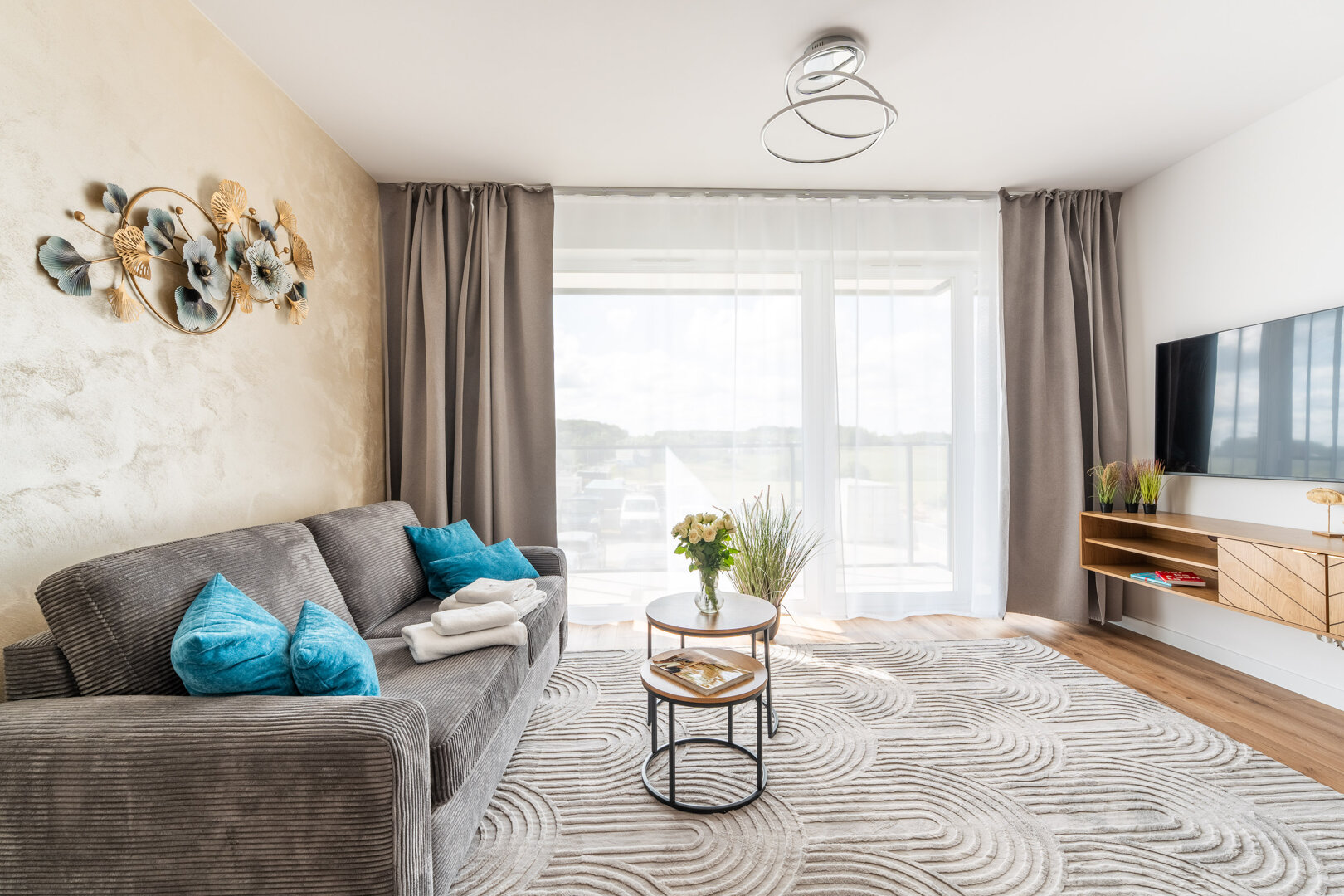 M14 Apartament z sypialnią i aneksem kuchennym M14 Apartament z sypialnią i aneksem kuchennym